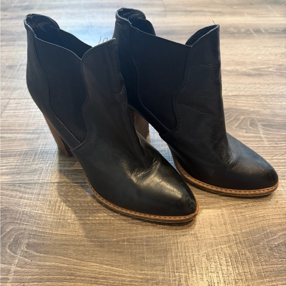 Chinese Laundry Black Ankle Booties